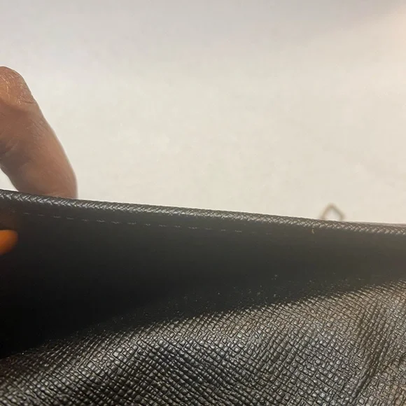 COPY - LOUIS VUITTON Graphite Vertical Zip Wallet - Picture 7 of 7
